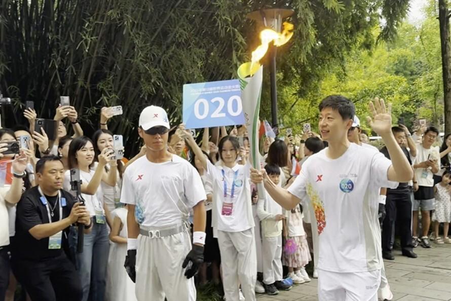 历史上首次, 共有, 如此介绍马
