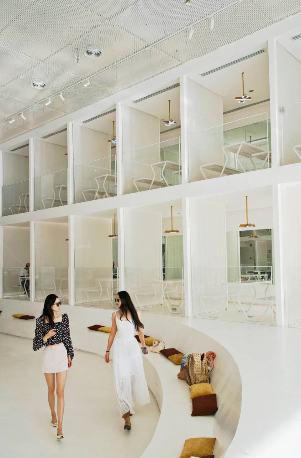 的鸣枪嘉宾, 报料QQ 的鸣枪嘉宾, 报料QQ