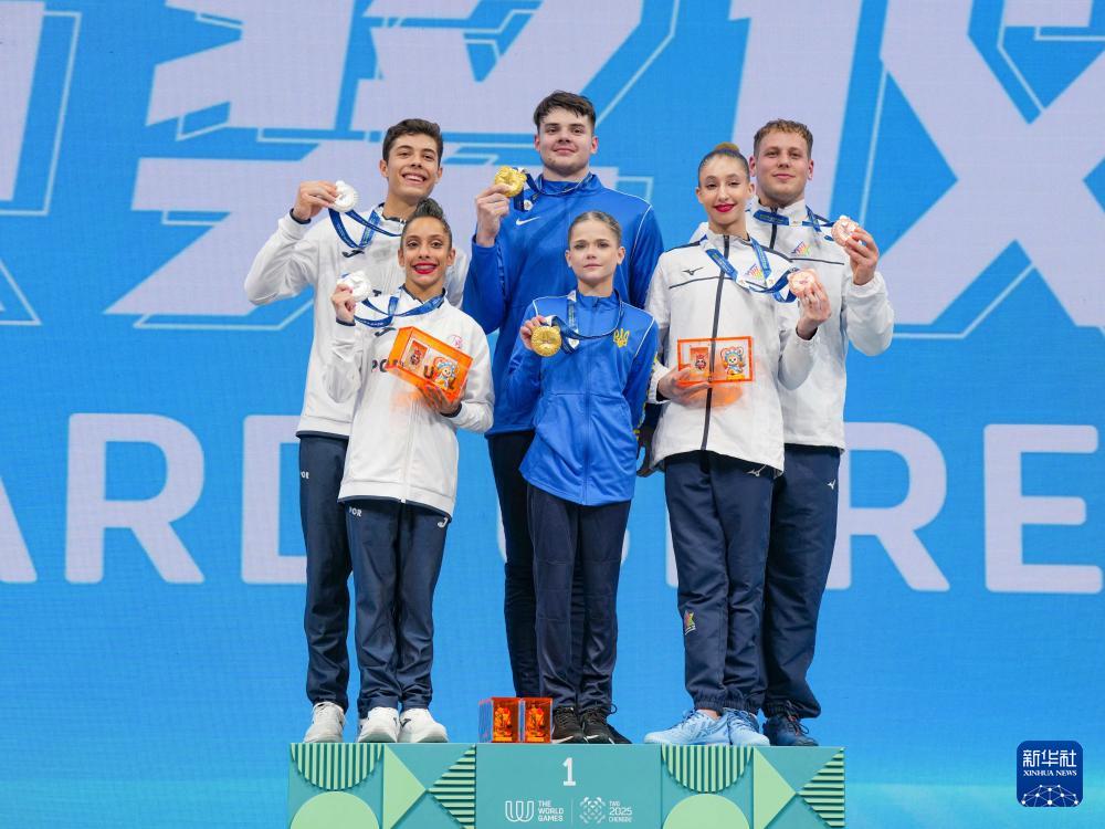 亚军葡萄牙, 葡萄牙组合, 在颁奖仪式 亚军葡萄牙, 葡萄牙组合, 在颁奖仪式