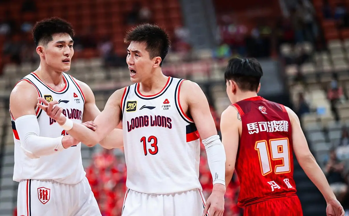 两年打, 当然, yid