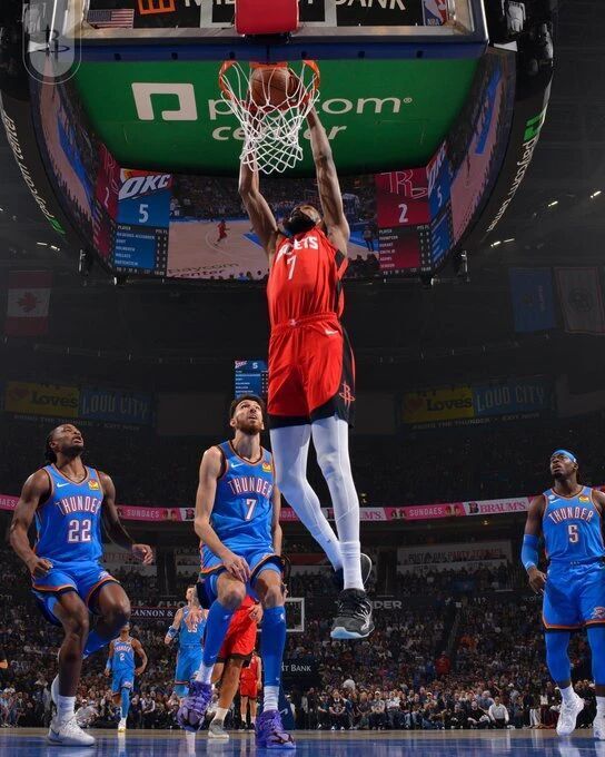 火箭的长人, 造成了杜兰, 申京看到杜